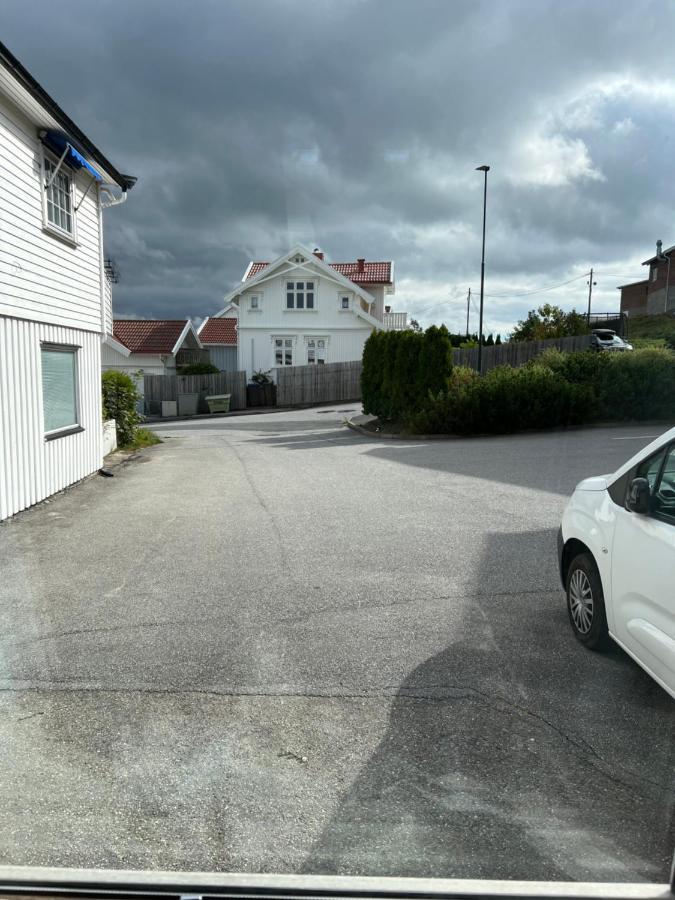 Sentralt I Fredrikstad Gratis Parkering ภายนอก รูปภาพ