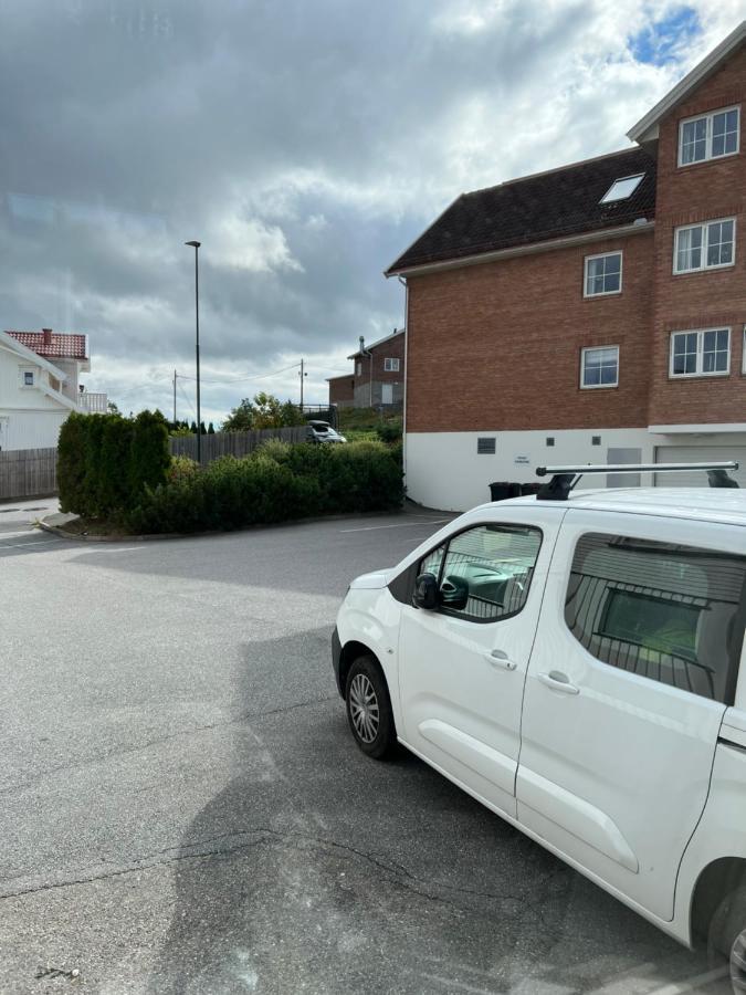 Sentralt I Fredrikstad Gratis Parkering ภายนอก รูปภาพ
